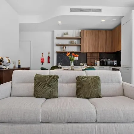 New Luxury Sea View Apartment, Mercury Towers * Saint Julian's