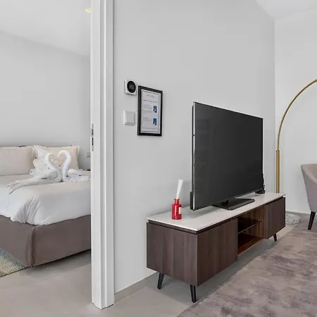 Appartamento New Luxury Sea View Apartment, Mercury Towers