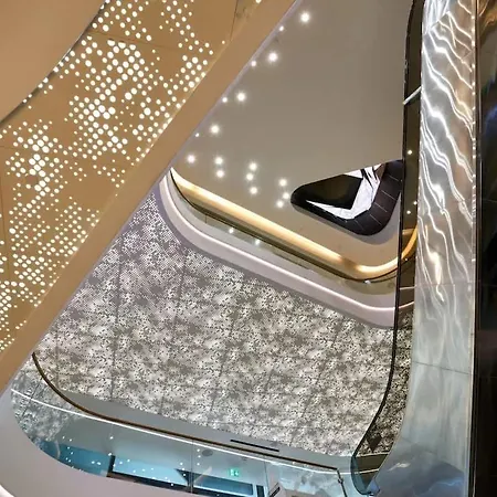 New Luxury Sea View Apartment, Mercury Towers
