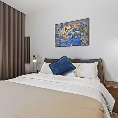 New Luxury Sea View Apartment, Mercury Towers *